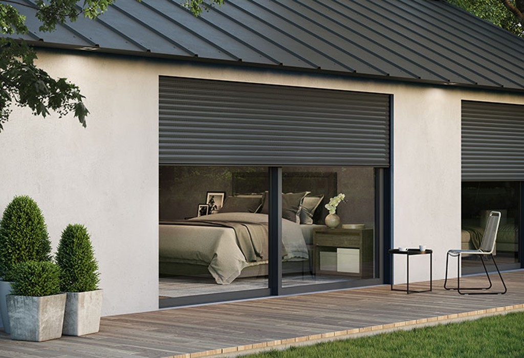 Built-in roller shutters